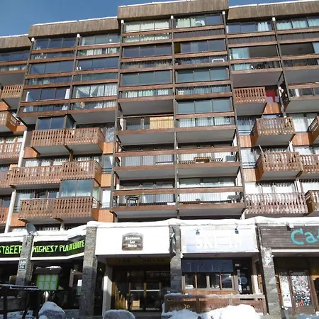 Neves - Location: Pour 4 Personnes Dans Un Quartier Jeune Et Anime Les Neves Mae-9099 * Val Thorens