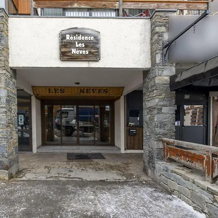 Apartment Neves - Location: Pour 4 Personnes Dans Un Quartier Jeune Et Anime Les Neves Mae-9099 Val Thorens